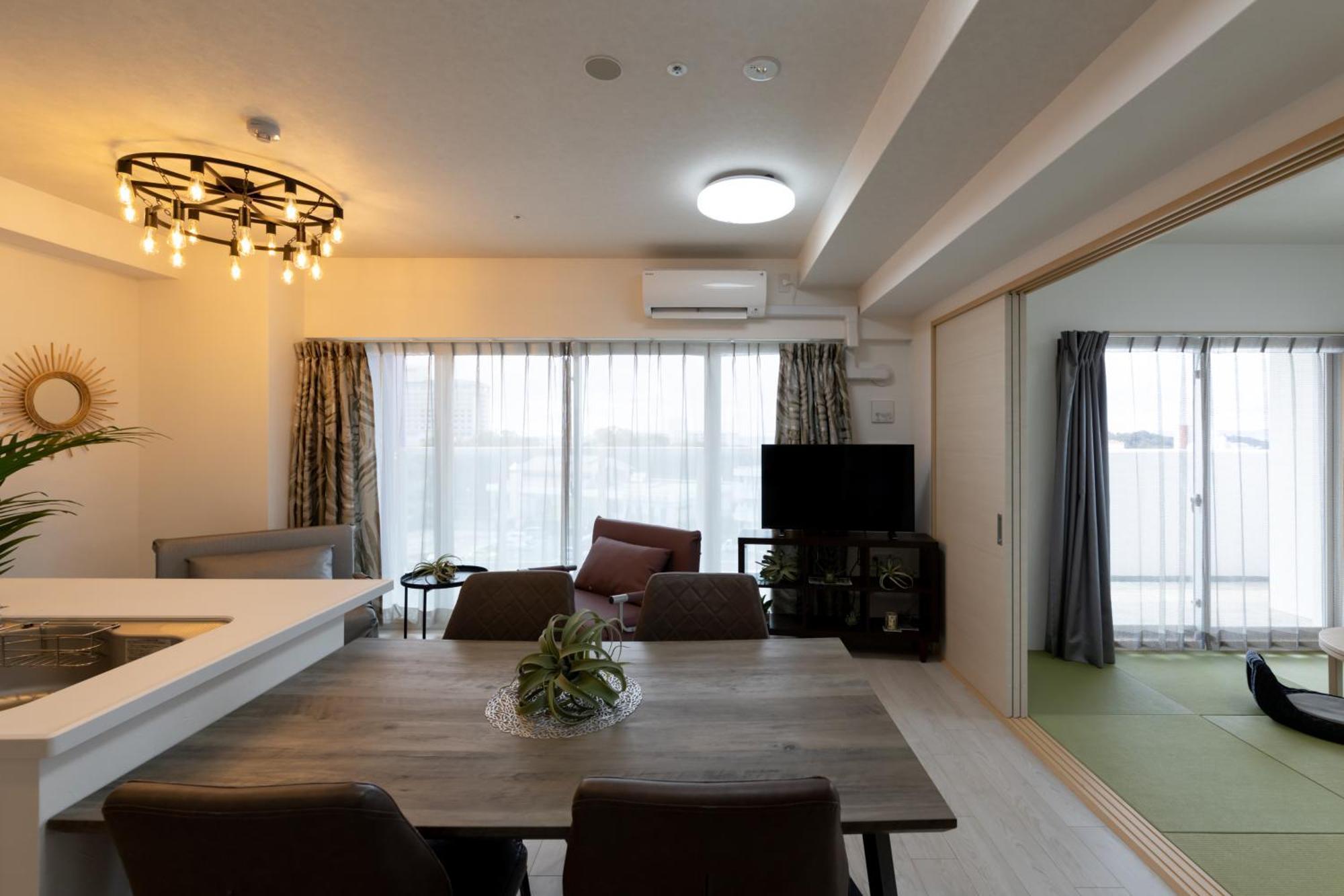 Aparthotel クリスタルエグゼ南紀白浜2 Shirahama Pokój zdjęcie